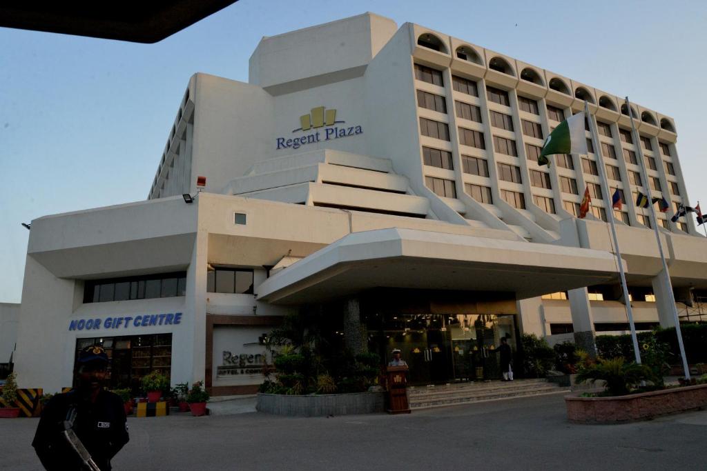 Regent Plaza Night Girls Karachi
